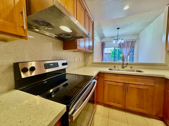Building Photo - 1573 Timber Creek Dr