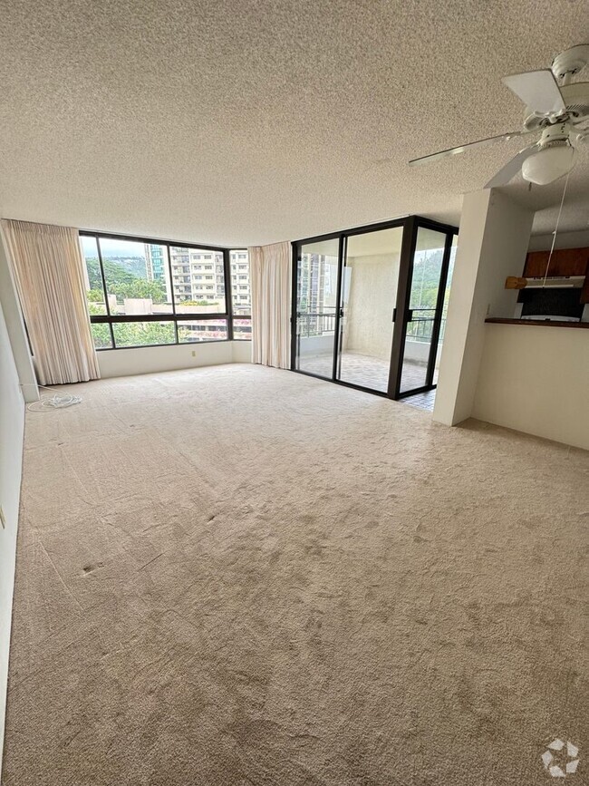 Building Photo - 2 bed 2 bath, 2 Reserved Parking at Nuuanu...