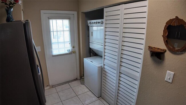 Building Photo - 3112 Enclave Ct