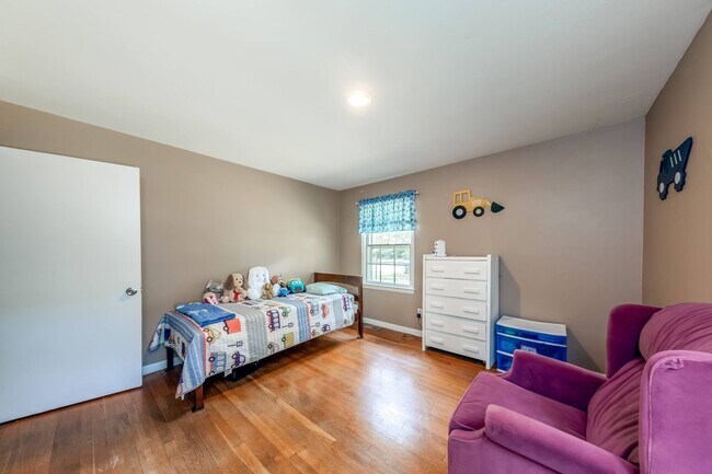 Building Photo - 134 Berkeley Ln