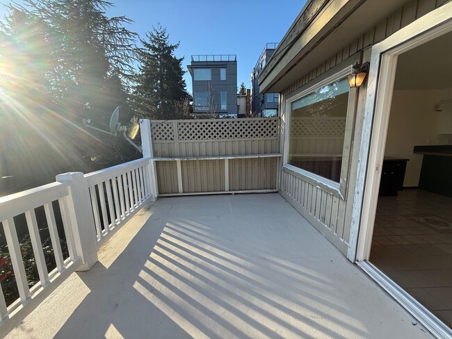 Building Photo - GOEL GUPTA