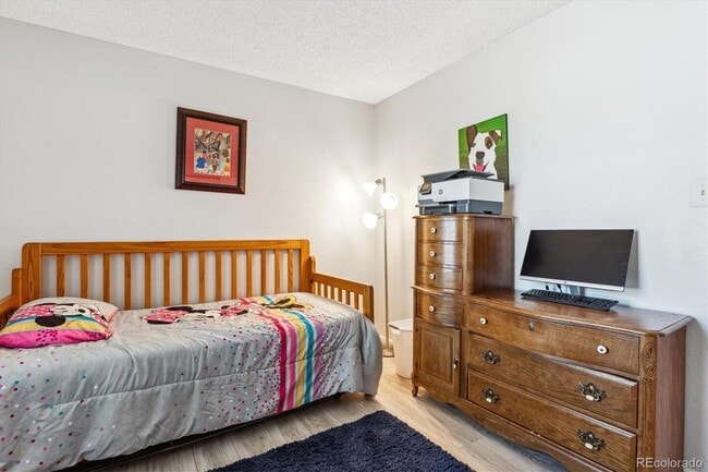 Building Photo - 8468 Everett Way