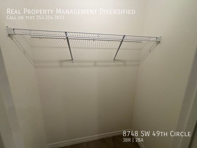 Building Photo - 8748 SW 49th Cir