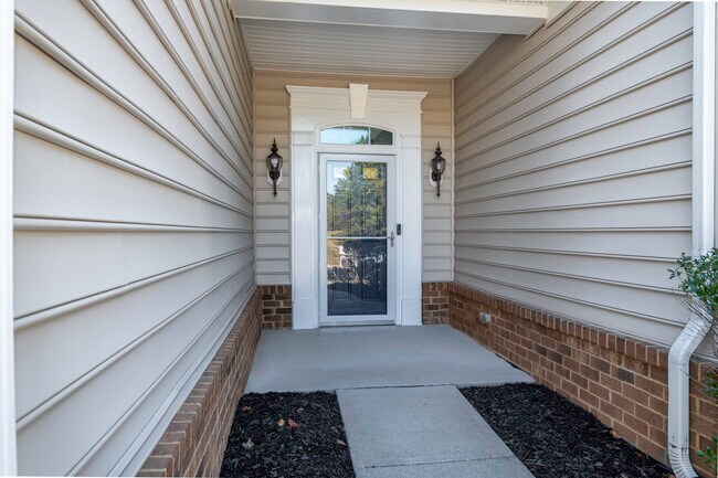 Building Photo - 10777 White Dogwood Dr