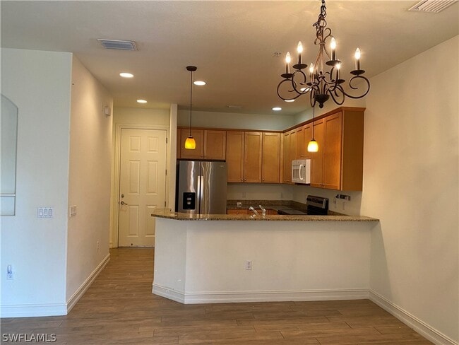 Building Photo - 9151 Delano St