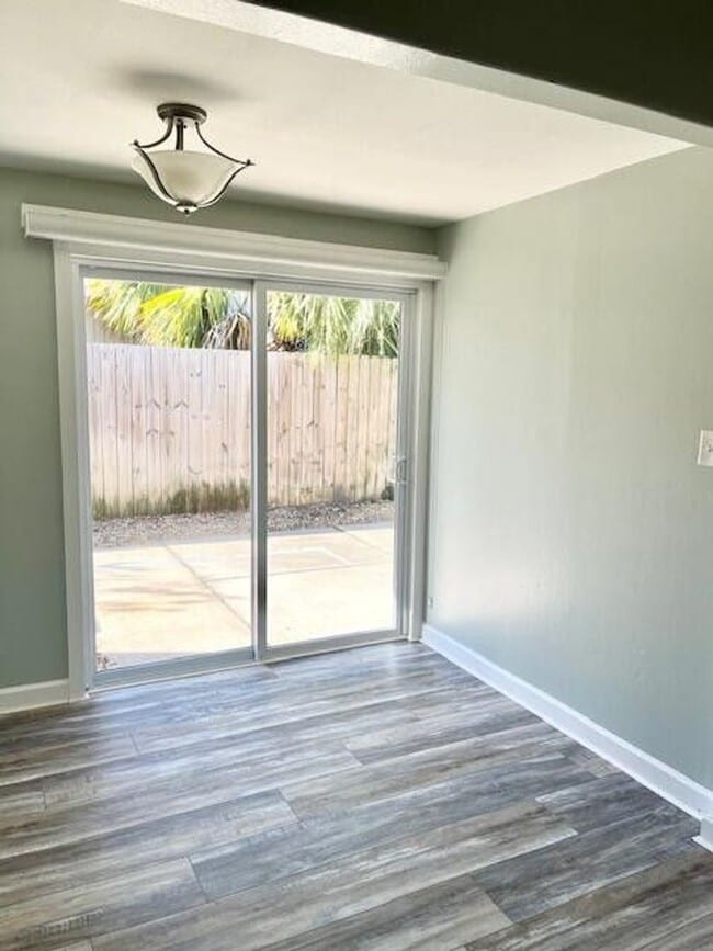 Building Photo - Coastal Charm Meets Resort Living – 2BR/2BA in Gated Seascape Neighborhood