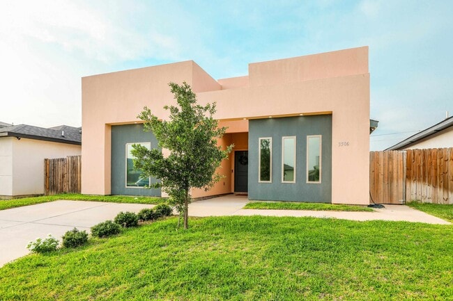 Building Photo - 3506 Jorge Sosa Dr