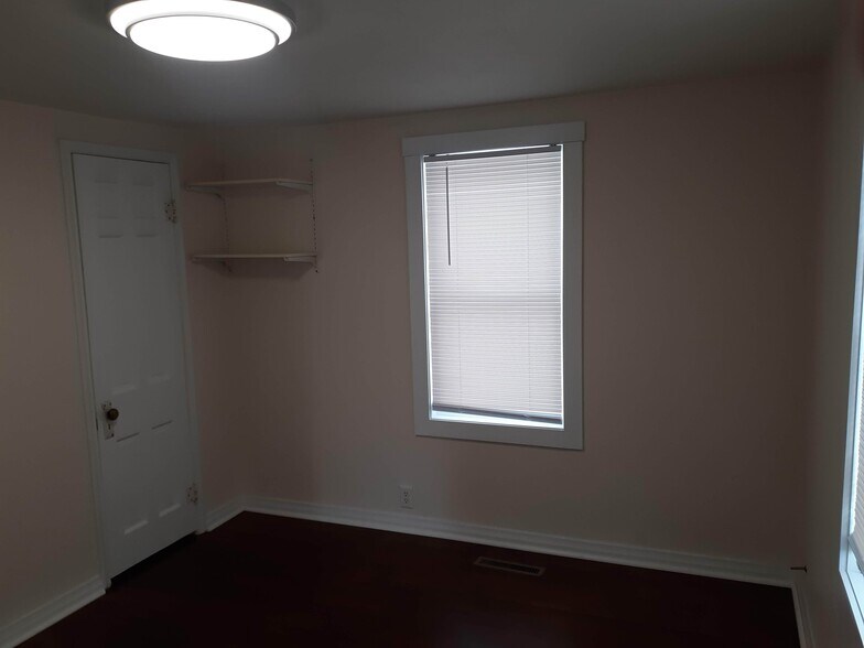 Building Photo - 1014 Marston Ave