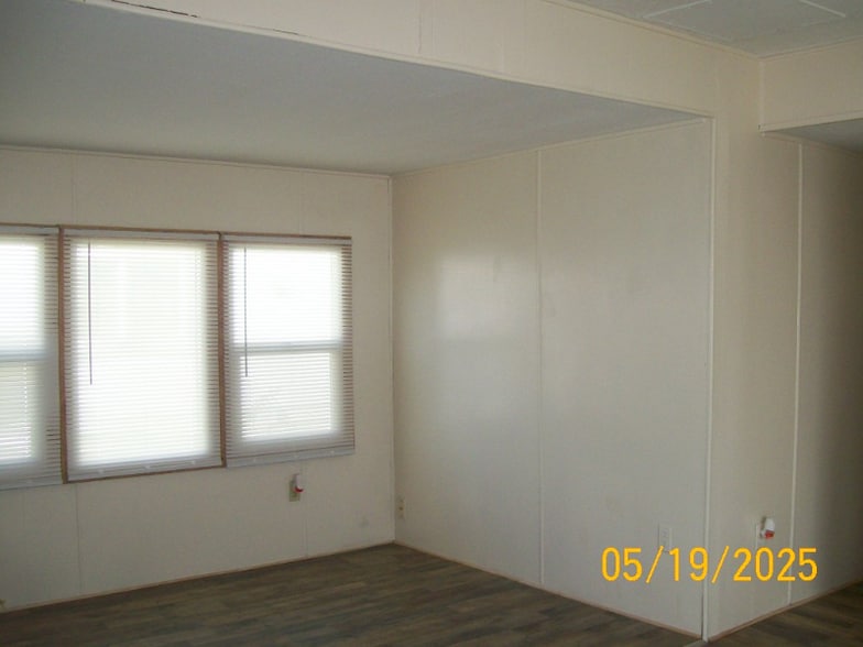 Building Photo - 430 N C St