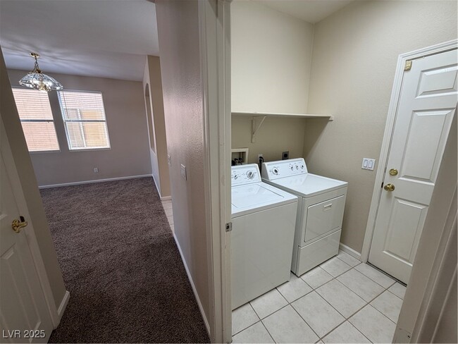 Building Photo - 1392 Baja Grande Ave