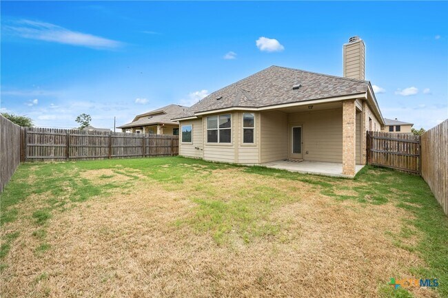 Building Photo - 1414 Fawn Lily Dr