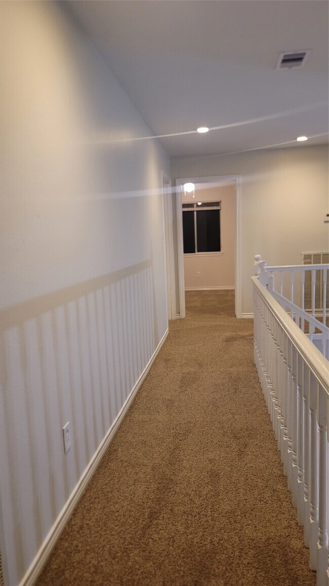 Building Photo - 14714 Ridgechase Ln