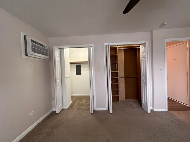 Building Photo - 4525 Elm Ave