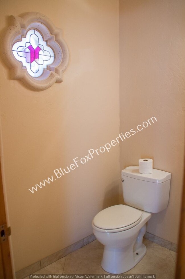 Building Photo - 6190 N Cadena De Montanas