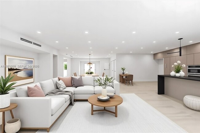 Building Photo - 2251 SW 20th St