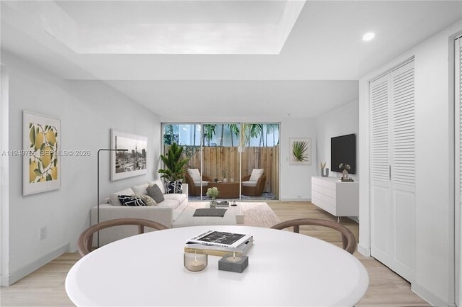 Building Photo - 2945 Bridgeport Ave