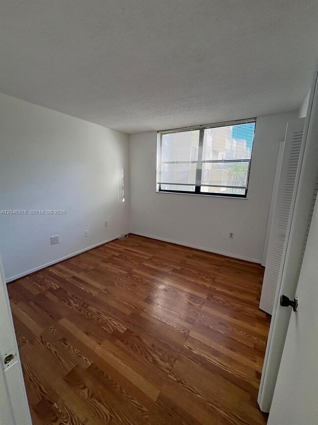 Building Photo - 8004 SW 149th Ave