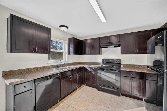Building Photo - 16993 SW 20th Ct Rd