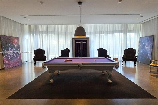 Building Photo - 495 Brickell Ave