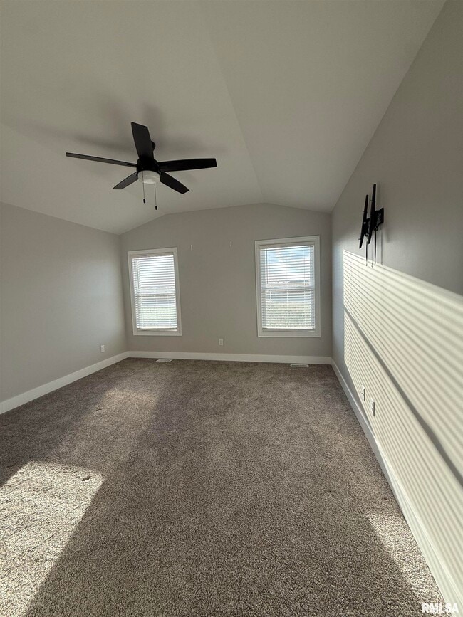 Building Photo - 4519 Castle Pines Dr