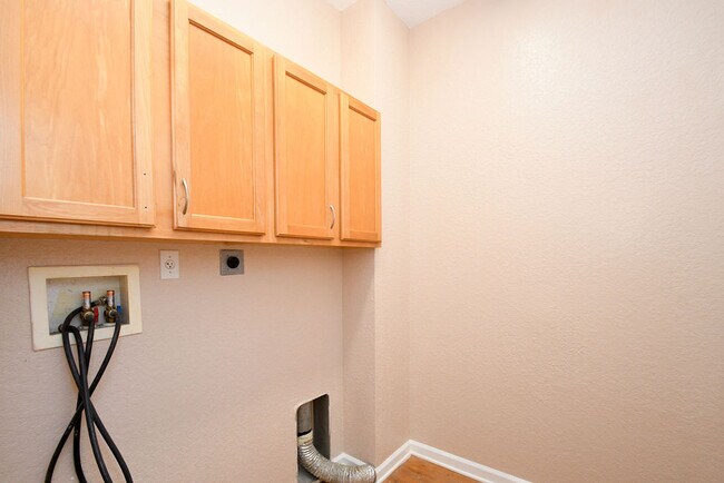 Laundry Room - 2881 Fontainebleau Ave SE