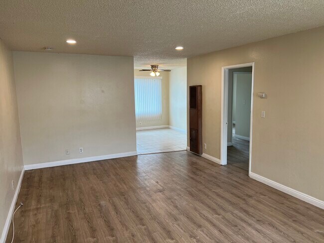 Building Photo - 7581 Jackson Way