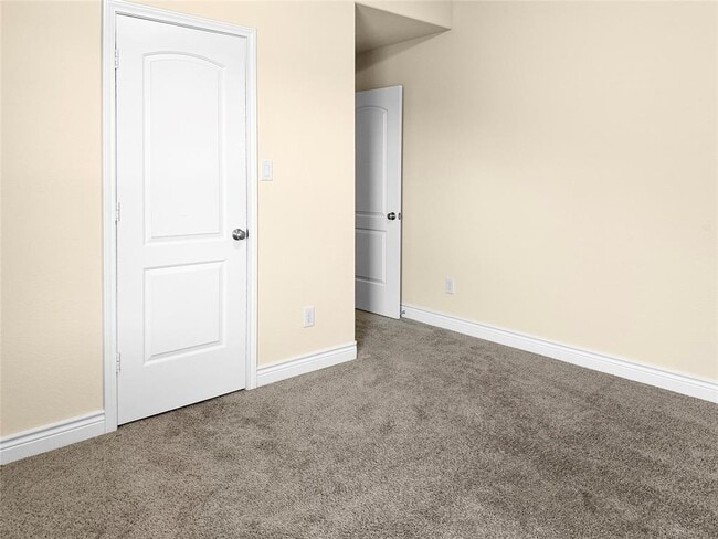 Building Photo - 2310 Falcon Brook Dr