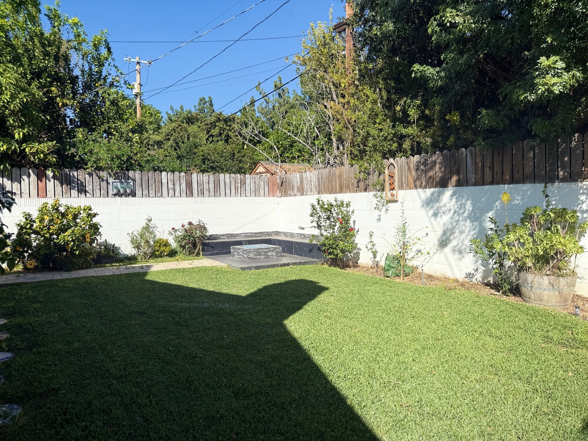 Building Photo - 6910 Laramie Ave