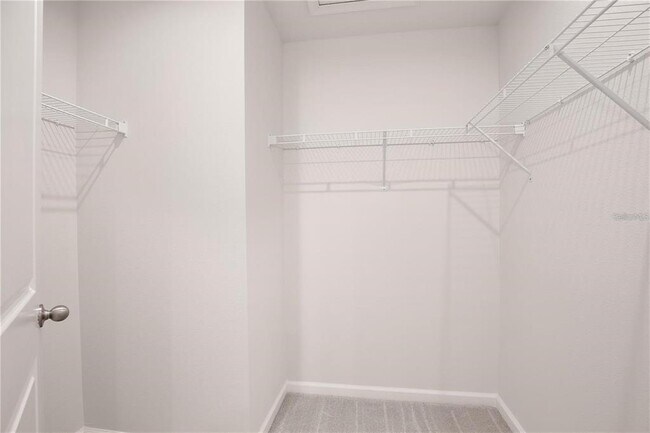 Building Photo - 421 Sedgewick Dr