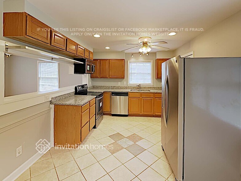 Building Photo - 2818 Archdale Dr