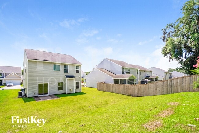 Building Photo - 137 Marinella Dr