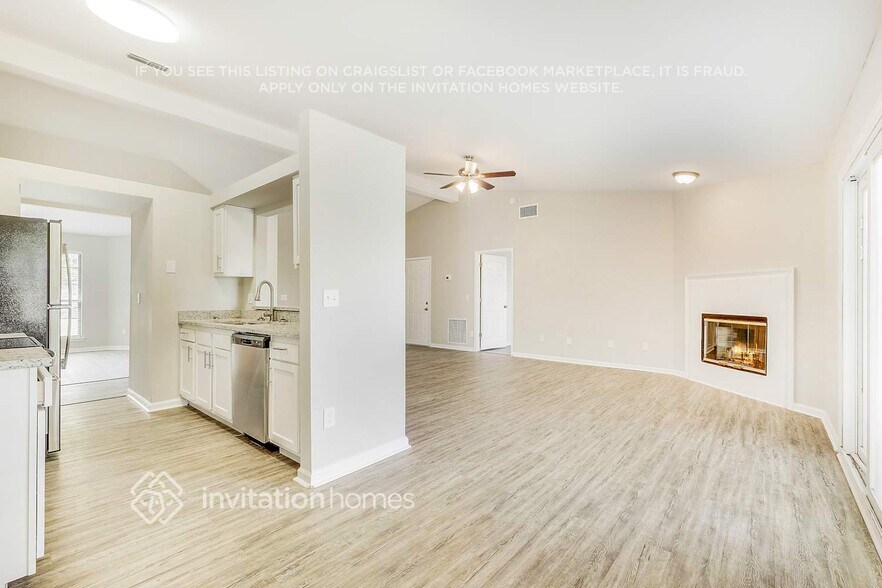 Building Photo - 2725 Rochford Ct