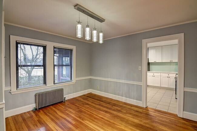 Building Photo - 22 Weston Ave