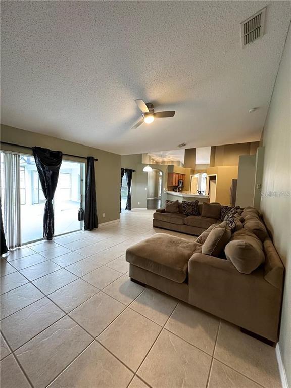 Building Photo - 16016 Blossom Hill Loop