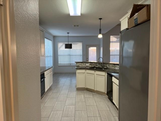 Building Photo - 1613 Clarke Springs Dr
