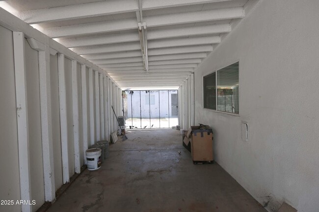 Building Photo - 3822 N 11th Ave