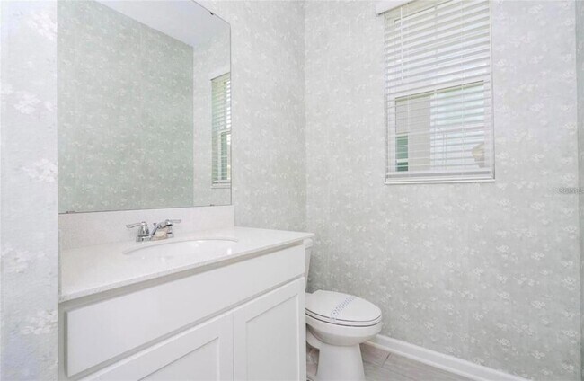 Building Photo - 13890 Title Wy