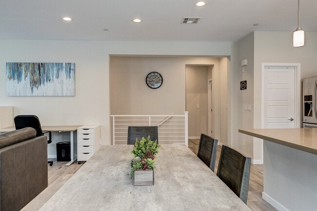 Building Photo - FULLY FURNISHED AFFINITY CONDO | 2-CAR GARAGE | DOWNTOWN SUMMERLIN