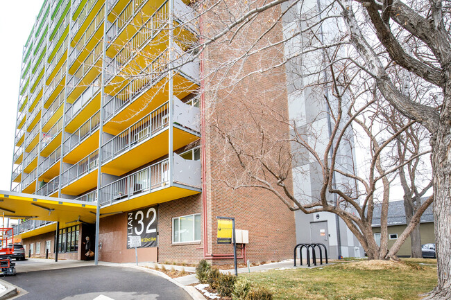 Building Photo - 3405 W 32nd Ave