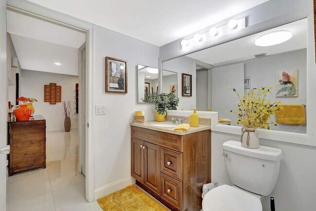 Building Photo - 1401 SW 128th Terrace