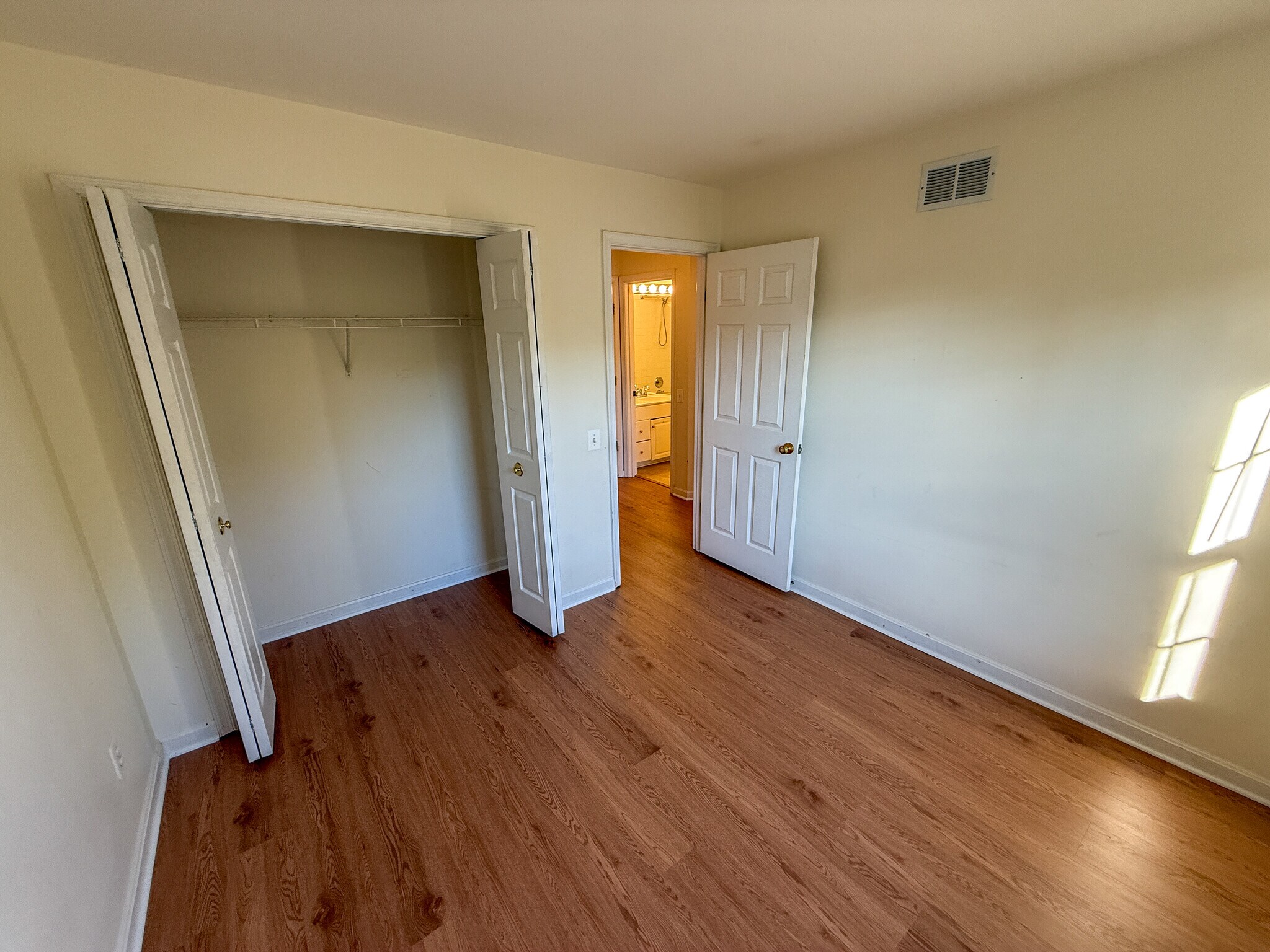 Second bedroom - 47612 Watkins Island Square
