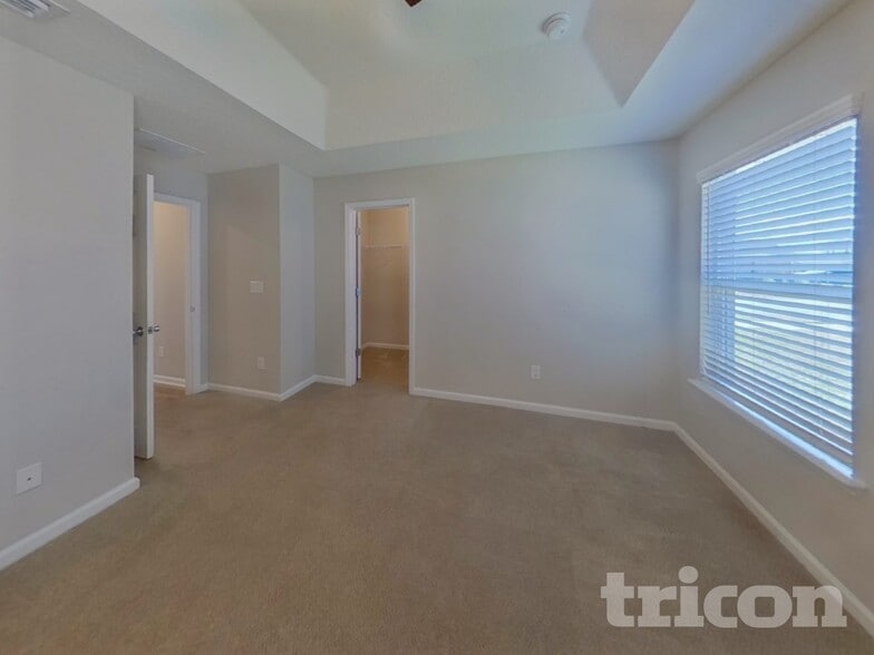 Building Photo - 8096 Hind Wy