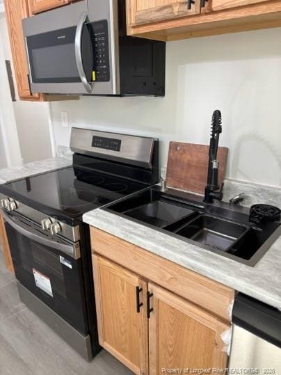 Building Photo - 209 Gertrude St