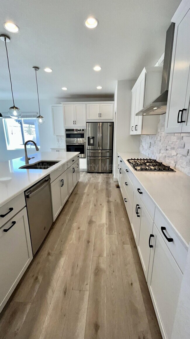 Building Photo - 5782 Saddle Skirt St