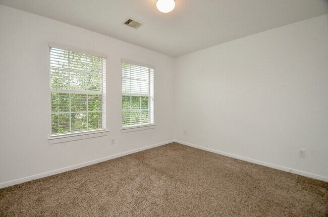 Building Photo - 21723 Britton Hill Way