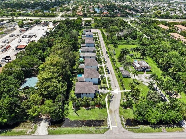 Building Photo - 12120 Rhino Oaks Dr