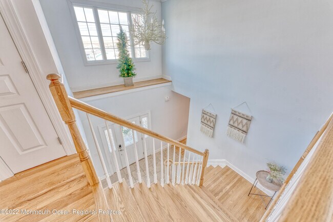 Building Photo - 322 Broadway