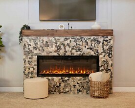 Building Photo - 12161 Hill Country Cir