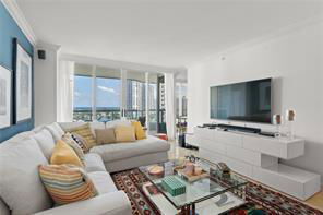 Building Photo - Southeast Yacht Club Circle, Hobe Sound, FL 33455 - 3 BR 2 BA condo