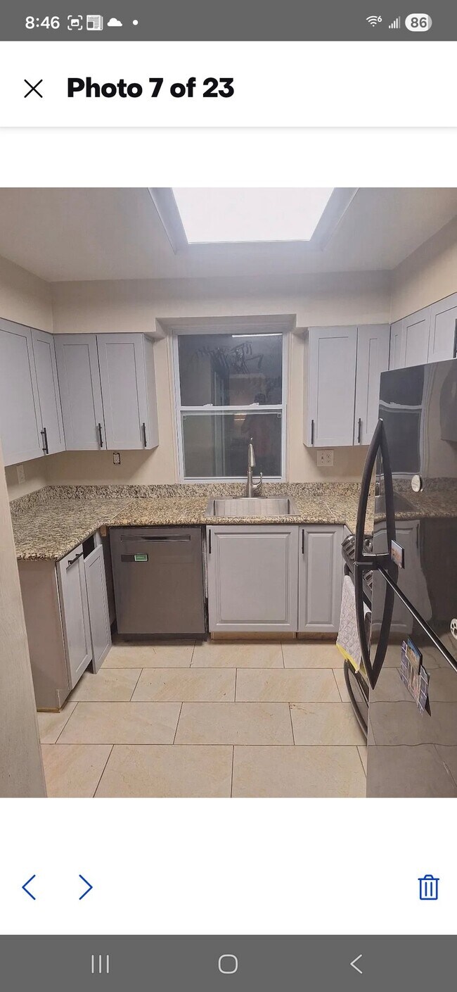 Building Photo - 4588 E Willock Rd